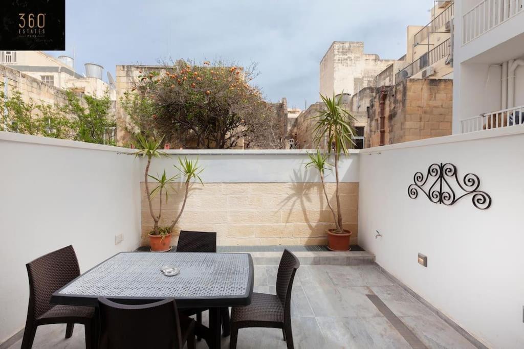 Comfy Apt With Terrace, 5 Mins To Sliema Ferries By 360 Estates Gzira Exterior photo